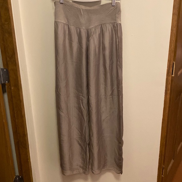 Scandal Silk/Rayon Pull On Pants - Picture 2 of 7